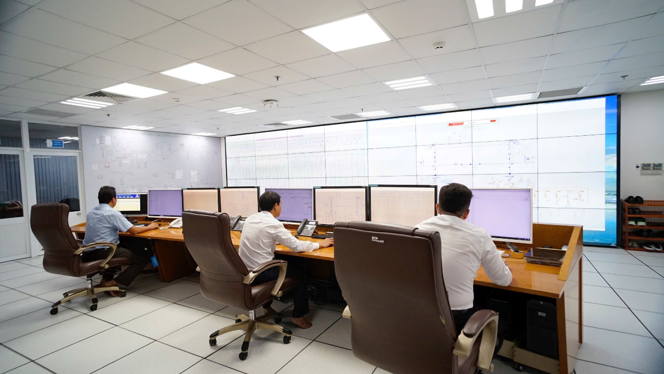 EVNSPC đ&atilde; đảm bảo cung cấp điện an to&agrave;n, ổn định trong dịp Tết- Ảnh 3.