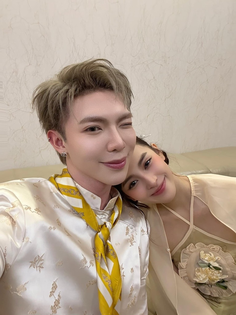 Drama hậu "Bộ tứ b&aacute;o thủ": Erik bất ngờ xuất hiện, cướp c&ocirc; d&acirc;u khỏi tay Quốc Anh- Ảnh 1.