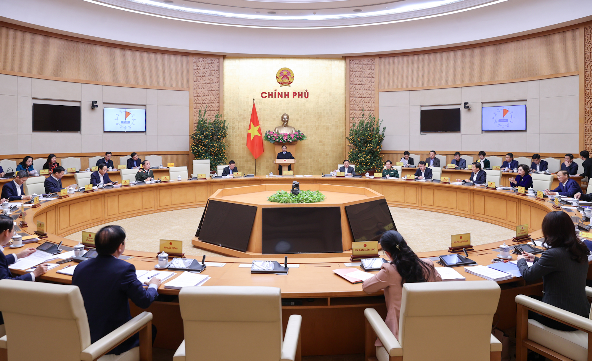 Ứng ph&oacute; linh hoạt trước biến động của thế giới- Ảnh 1.