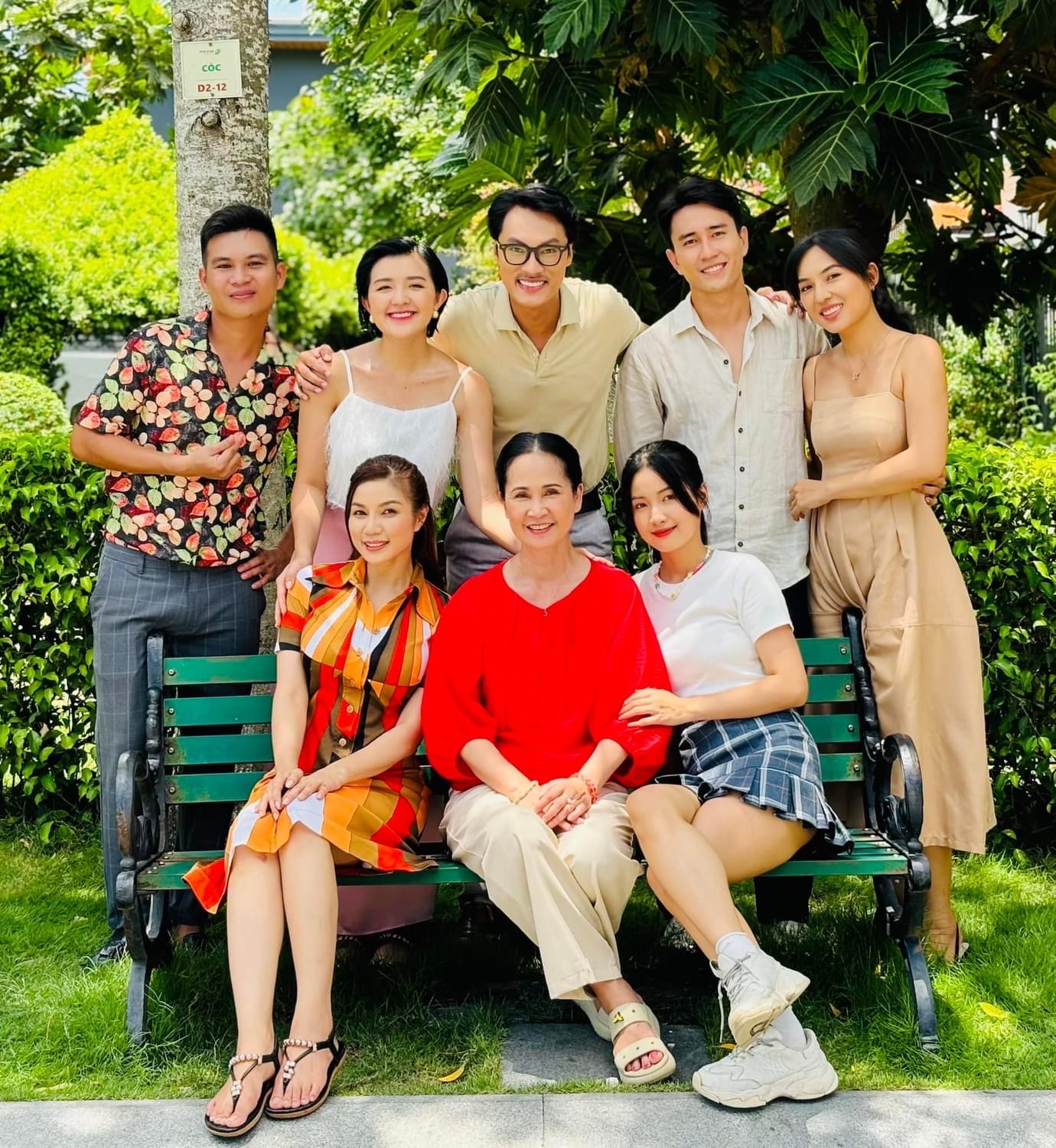"Mẹ chồng quốc d&acirc;n" Lan Hương t&aacute;i xuất m&agrave;n ảnh nhỏ- Ảnh 1.