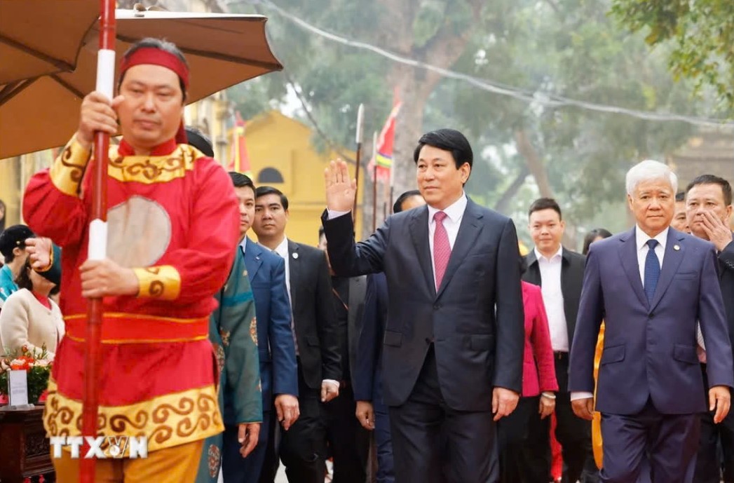 Chủ tịch nước Lương Cường chủ tr&igrave; Lễ d&acirc;ng hương khai Xu&acirc;n tại Ho&agrave;ng th&agrave;nh Thăng Long- Ảnh 4.