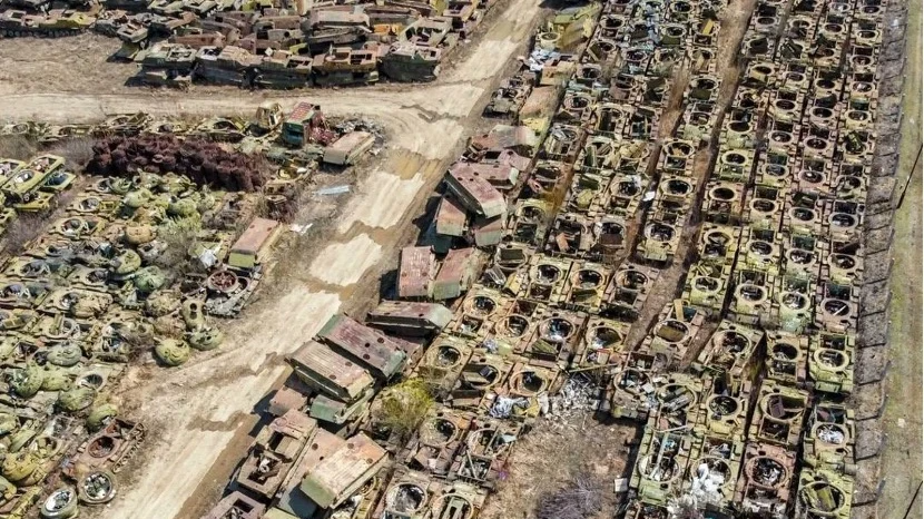 Xung đột Ukraine: Nga sắp cạn kiệt xe tăng?- Ảnh 1.