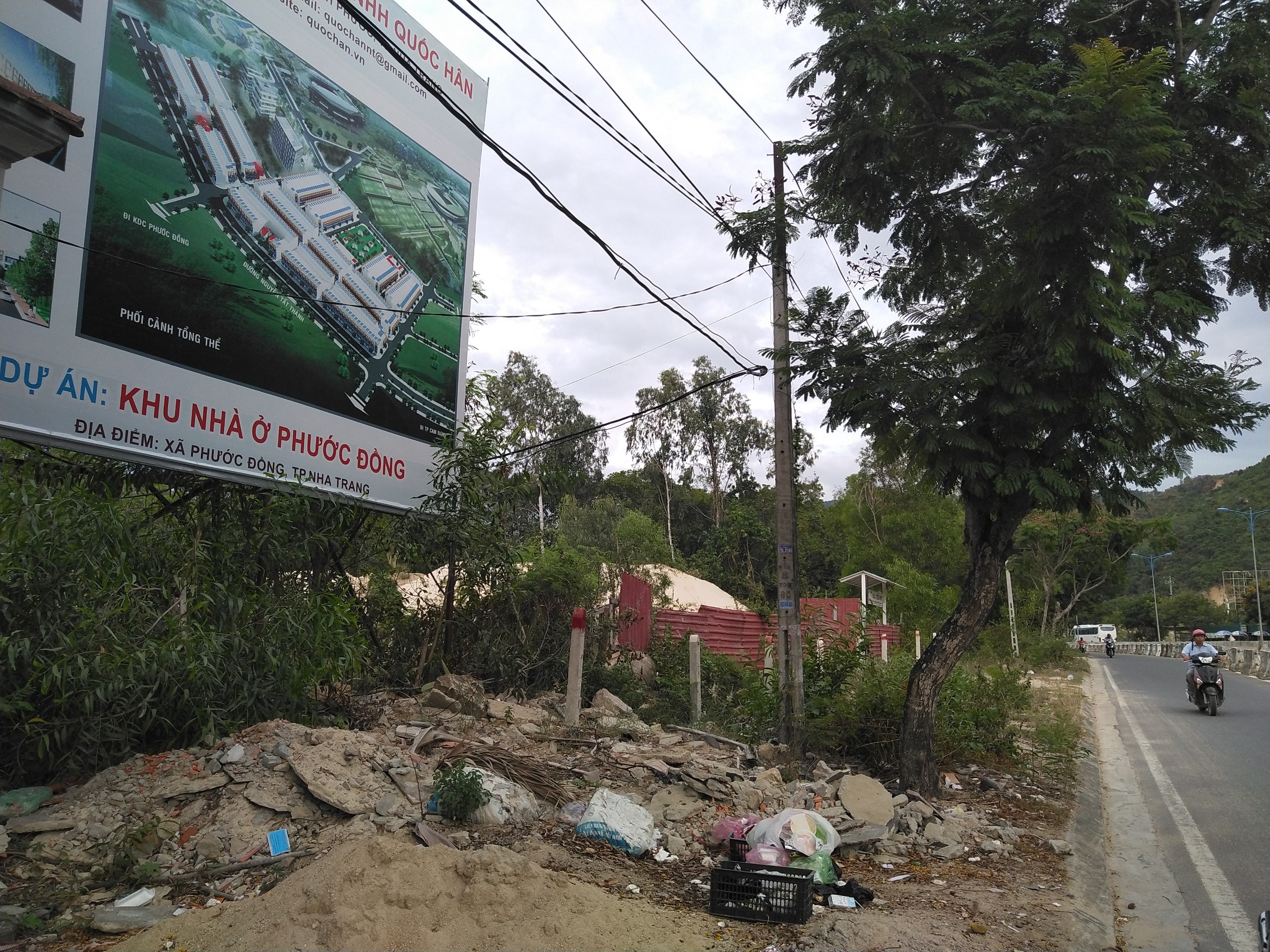 Kiểm tra dấu hiệu vi phạm với nguy&ecirc;n Chủ tịch TP Nha Trang- Ảnh 2.