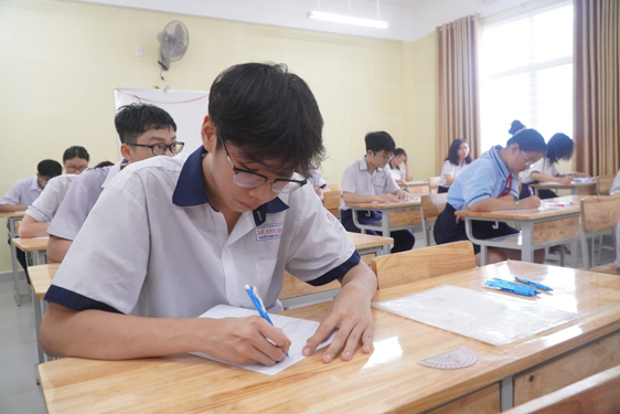 Nhiều tỉnh, thành đã chọn xong môn thi lớp 10 Ảnh: HUẾ XUÂN