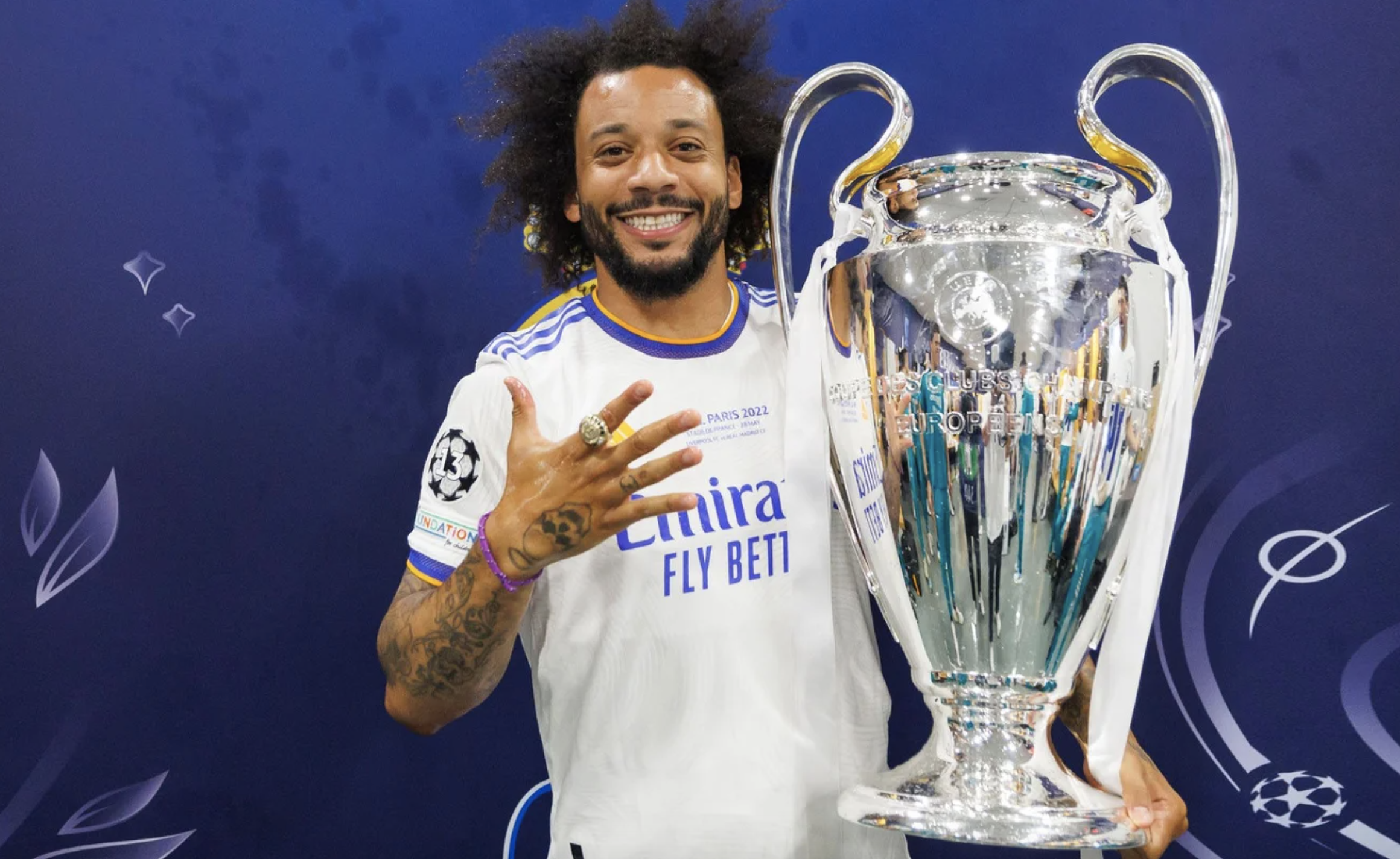 Cựu kỷ lục gia, huyền thoại b&oacute;ng đ&aacute; Marcelo giải nghệ- Ảnh 1.