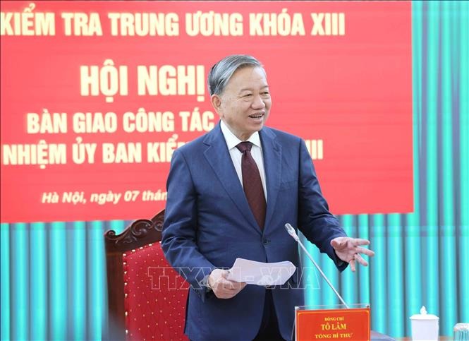Tổng B&iacute; thư T&ocirc; L&acirc;m dự Hội nghị b&agrave;n giao c&ocirc;ng t&aacute;c của Chủ nhiệm Ủy ban Kiểm tra Trung ương- Ảnh 2.