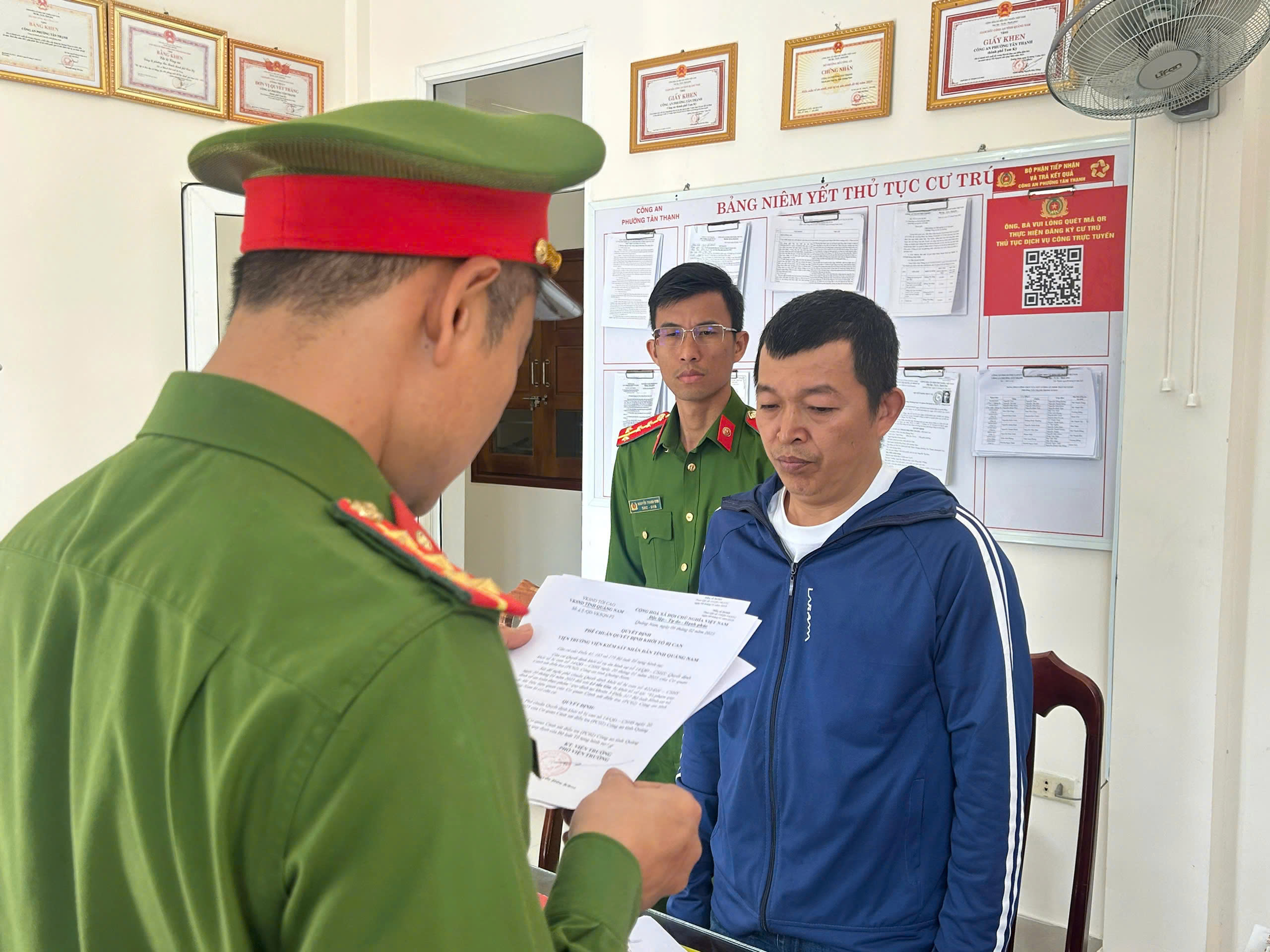 N&Oacute;NG: Bắt giam nh&acirc;n vi&ecirc;n pha chế li&ecirc;n quan vụ 2 người nước ngo&agrave;i tử vong ở Hội An- Ảnh 1.