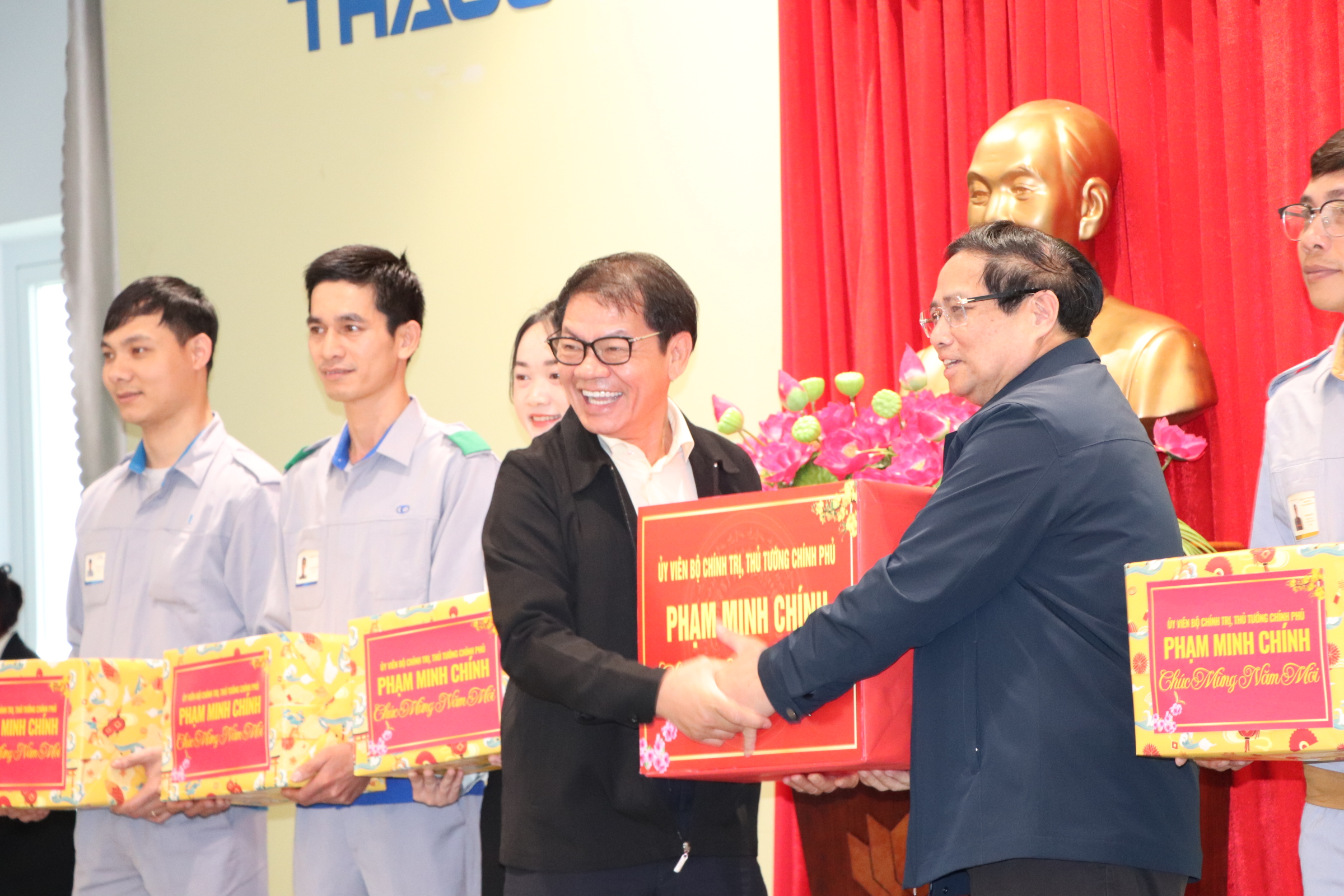 Thủ tướng "đặt hàng" THACO nghiên cứu, sản xuất tàu đường sắt tốc độ cao - Ảnh 17.