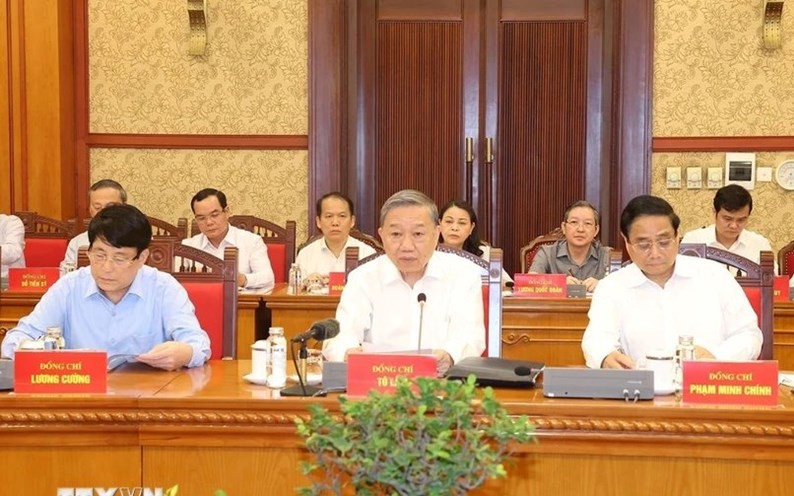 Tạm dừng tổ chức đại hội đảng bộ cấp x&atilde;, cấp huyện, sớm tr&igrave;nh đề &aacute;n s&aacute;p nhập tỉnh