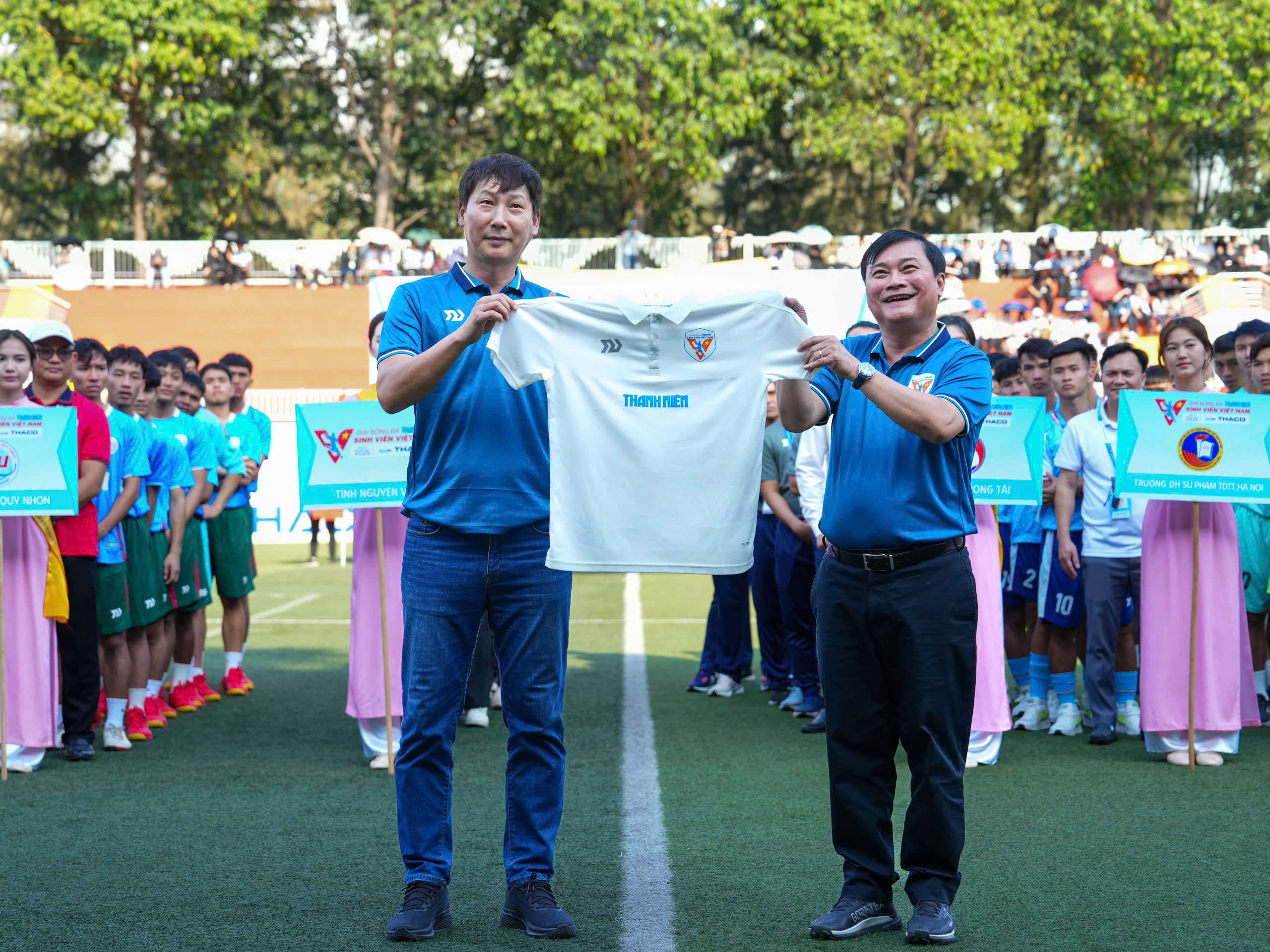 Khai mạc VCK Thanh Ni&ecirc;n sinh vi&ecirc;n Việt Nam- Ảnh 1.