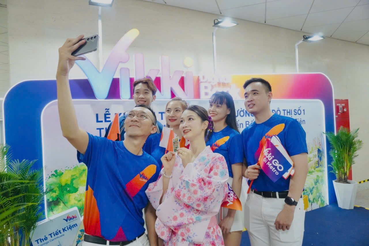 TP HCM khánh thành tuyến Metro số 1, Vikki Digital Bank cấp 100.000 thẻ miễn phí cho người dân- Ảnh 6.