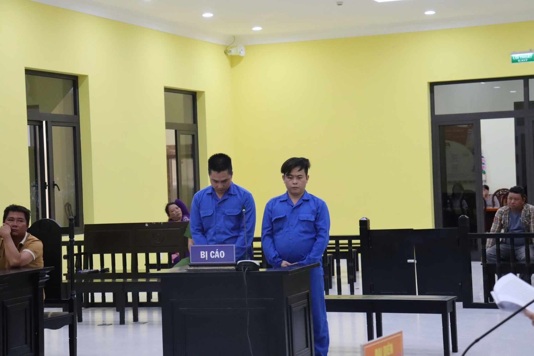Tuy&ecirc;n &aacute;n bị c&aacute;o hiếp d&acirc;m bị hại sau khi cướp t&agrave;i sản- Ảnh 1.