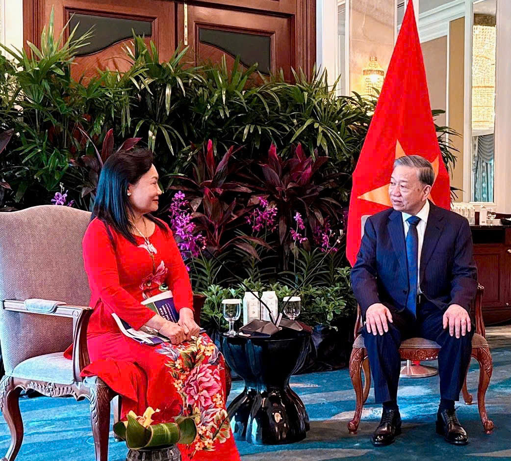 Tổng B&iacute; thư T&ocirc; L&acirc;m v&agrave; Phu nh&acirc;n bắt đầu thăm ch&iacute;nh thức Cộng h&ograve;a Singapore- Ảnh 4.