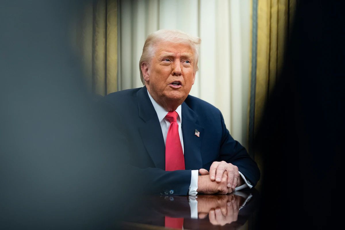 Tổng thống Donald Trump gây thêm sức ép lên Canada- Ảnh 1.