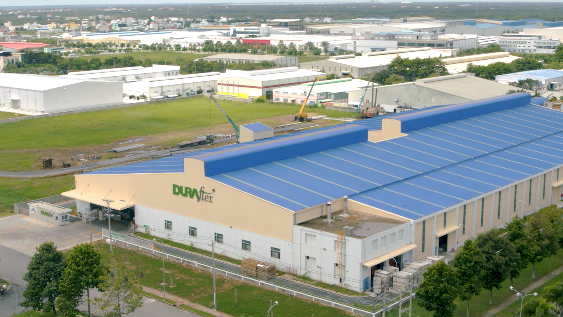 Saint-Gobain chính thức ra mắt tấm xi măng đầu tiên sản xuất tại Việt Nam- Ảnh 1. Saint-Gobain chính thức ra mắt tấm xi măng đầu tiên sản xuất tại Việt Nam- Ảnh 1.