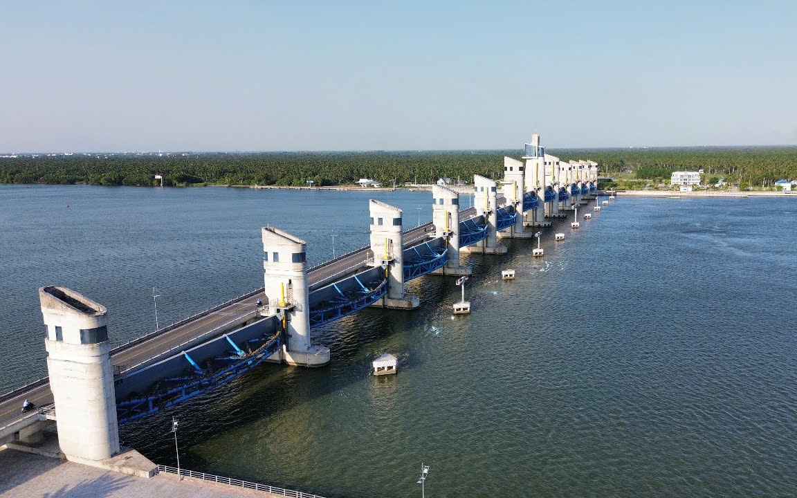 Ưu tiên dự án cấp bách, đa mục tiêu