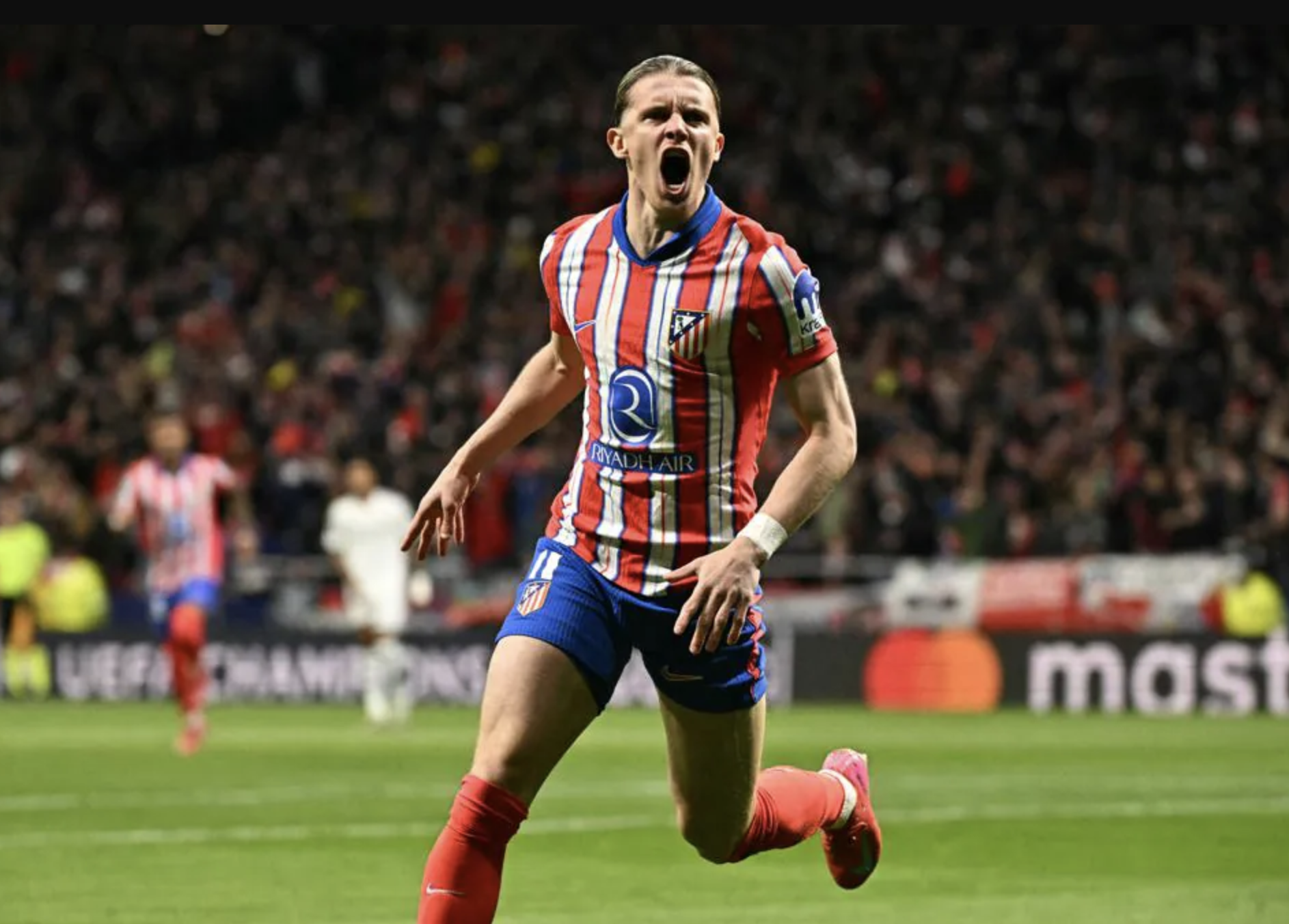 Thắng Atletico loạt đ&aacute; lu&acirc;n lưu, Real Madrid gi&agrave;nh v&eacute; tứ kết Champions League- Ảnh 2.