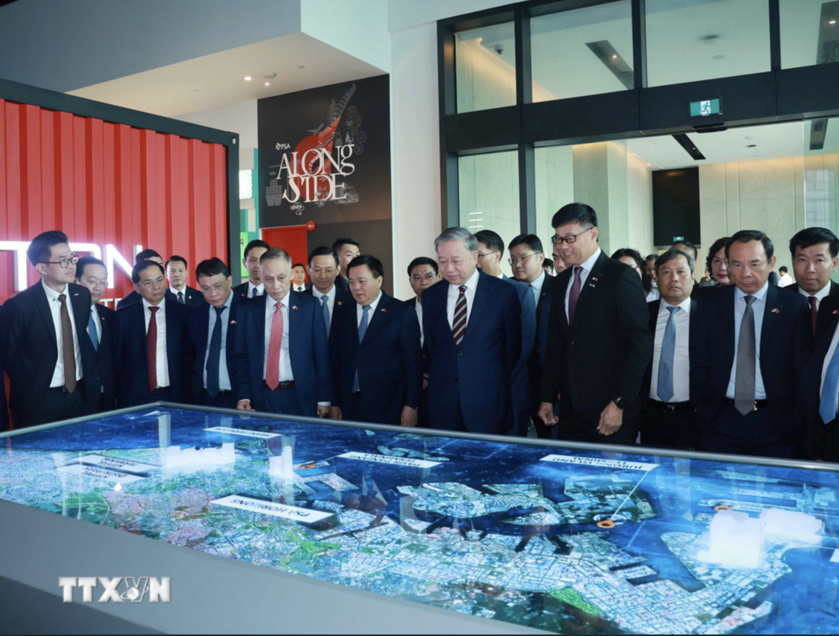 Tổng B&iacute; thư t&igrave;m hiểu m&ocirc; h&igrave;nh ph&aacute;t triển hạ tầng cảng biển Singapore- Ảnh 5.