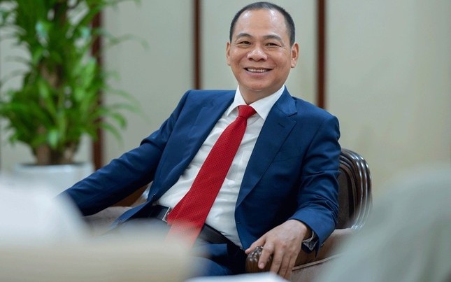 Cổ phiếu VIC lội ngược d&ograve;ng, t&agrave;i sản tỉ ph&uacute; Phạm Nhật Vượng tăng th&ecirc;m hơn 2.000 tỉ