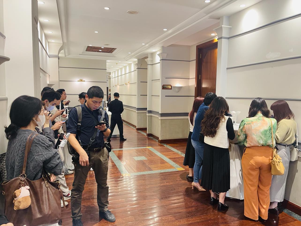 Lập bi&ecirc;n bản việc Quang Linh Vlogs, Hằng Du Mục tổ chức gặp gỡ b&aacute;o ch&iacute;- Ảnh 3.