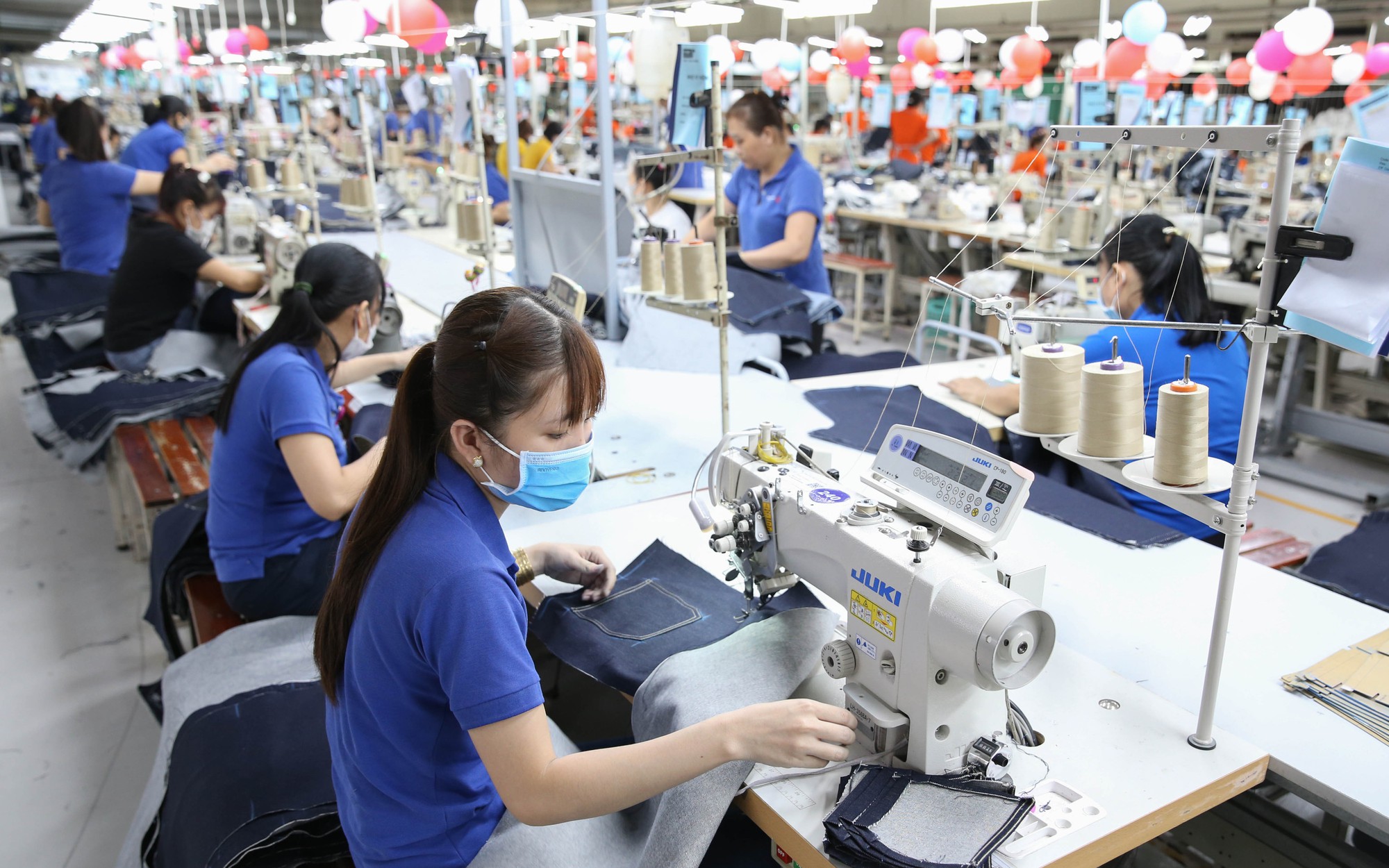 Tăng trưởng kinh tế Việt Nam vững vàng - Ảnh 3.