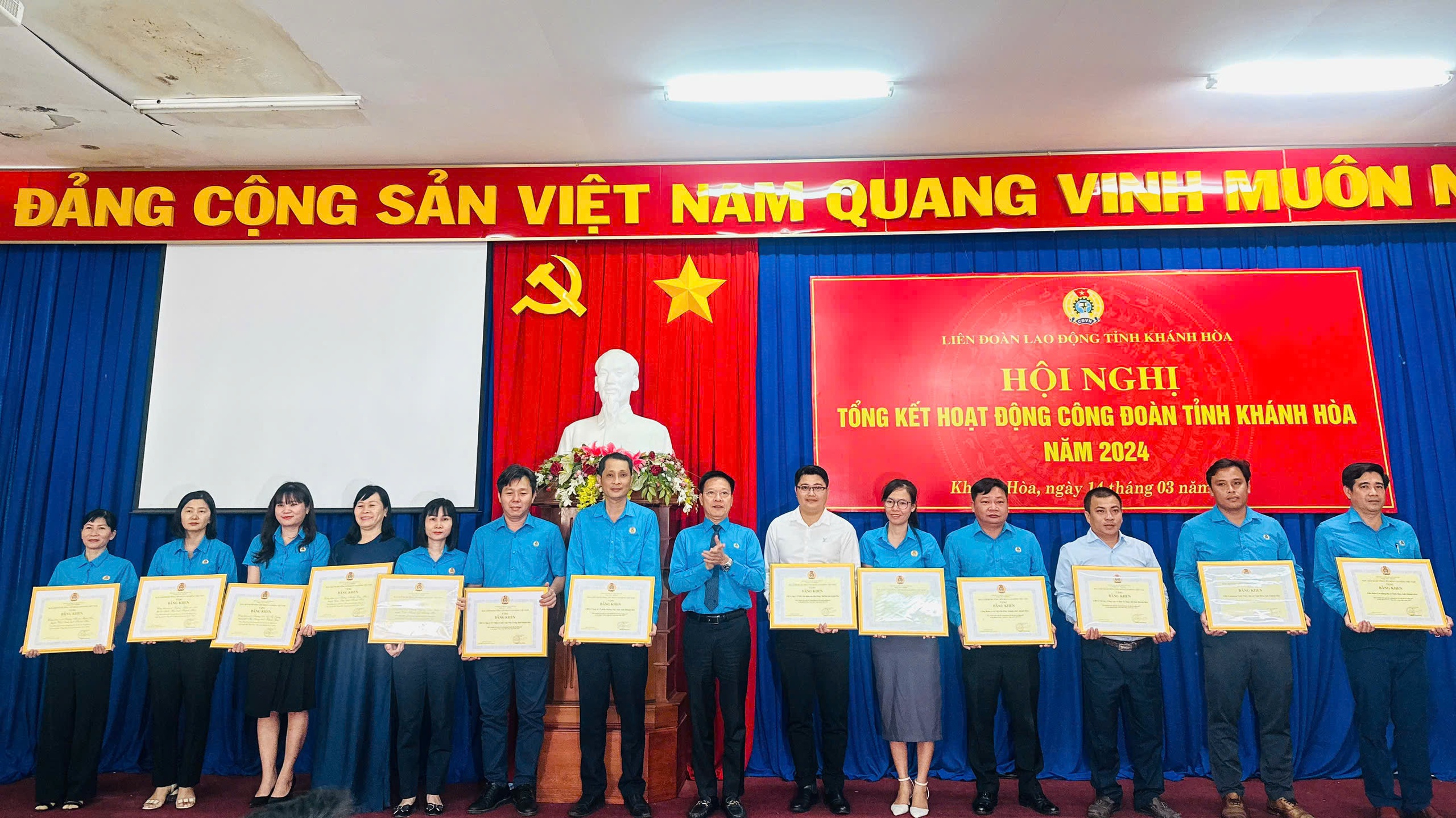 42.000 người lao động ở Kh&aacute;nh H&ograve;a được hỗ trợ tiền ăn với mức trung b&igrave;nh 20.000 đồng/ca- Ảnh 6.