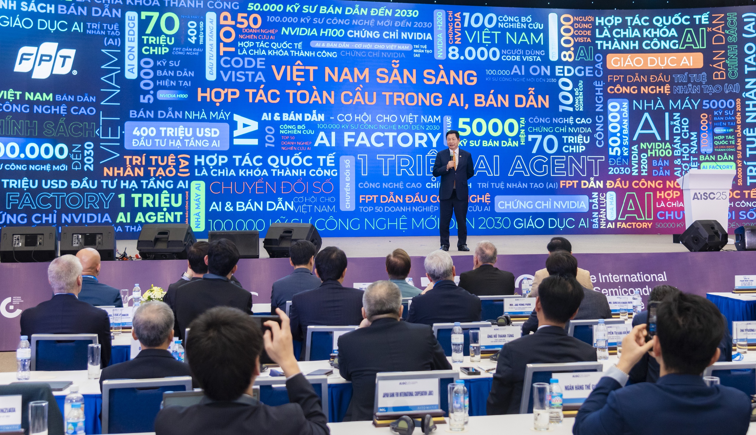 Chủ tịch FPT: Việt Nam đang có "mỏ vàng" chờ doanh nghiệp quốc tế khai thác- Ảnh 1.