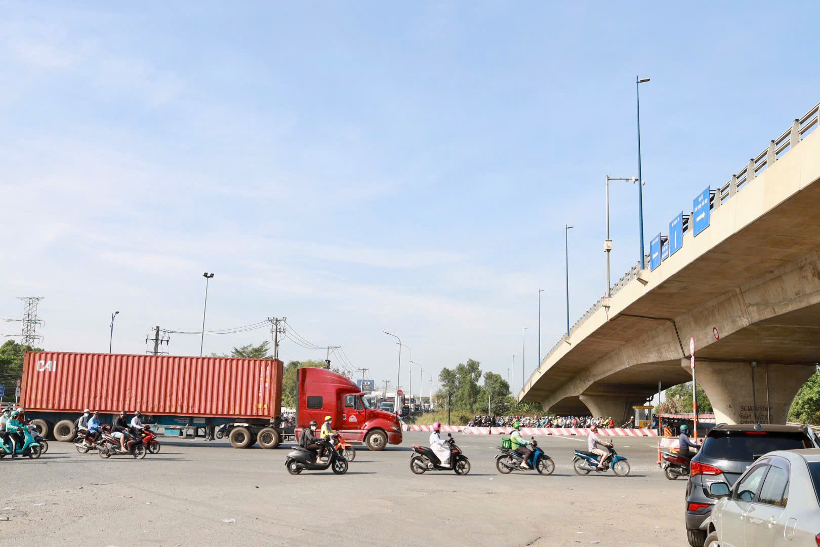 Hai c&acirc;y cầu mới tại Mỹ Thủy gi&uacute;p giảm &ugrave;n tắc cửa ng&otilde; ph&iacute;a Đ&ocirc;ng- Ảnh 3.