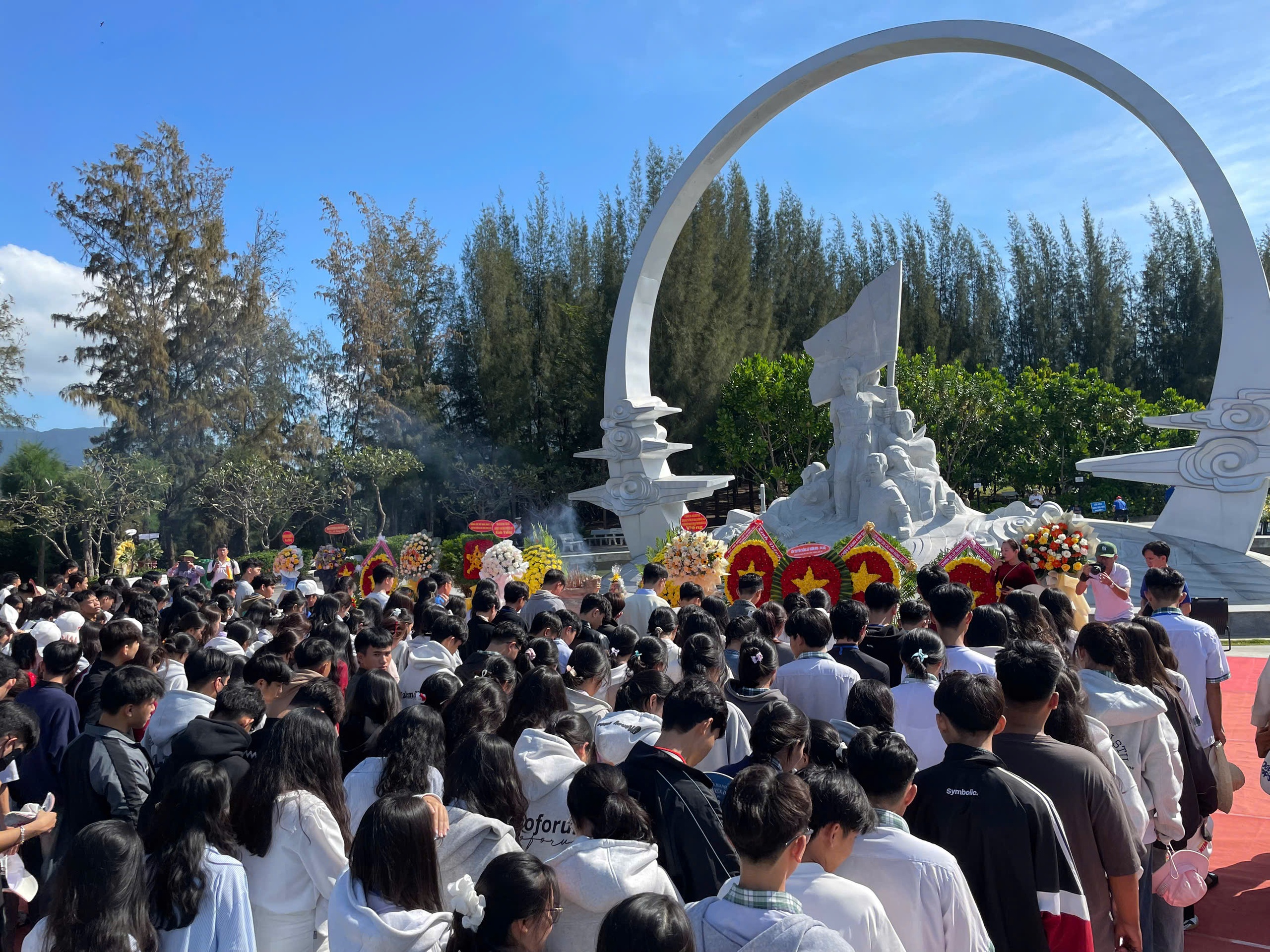 Vạn tấm lòng tưởng nhớ chiến sĩ Gạc Ma- Ảnh 16.