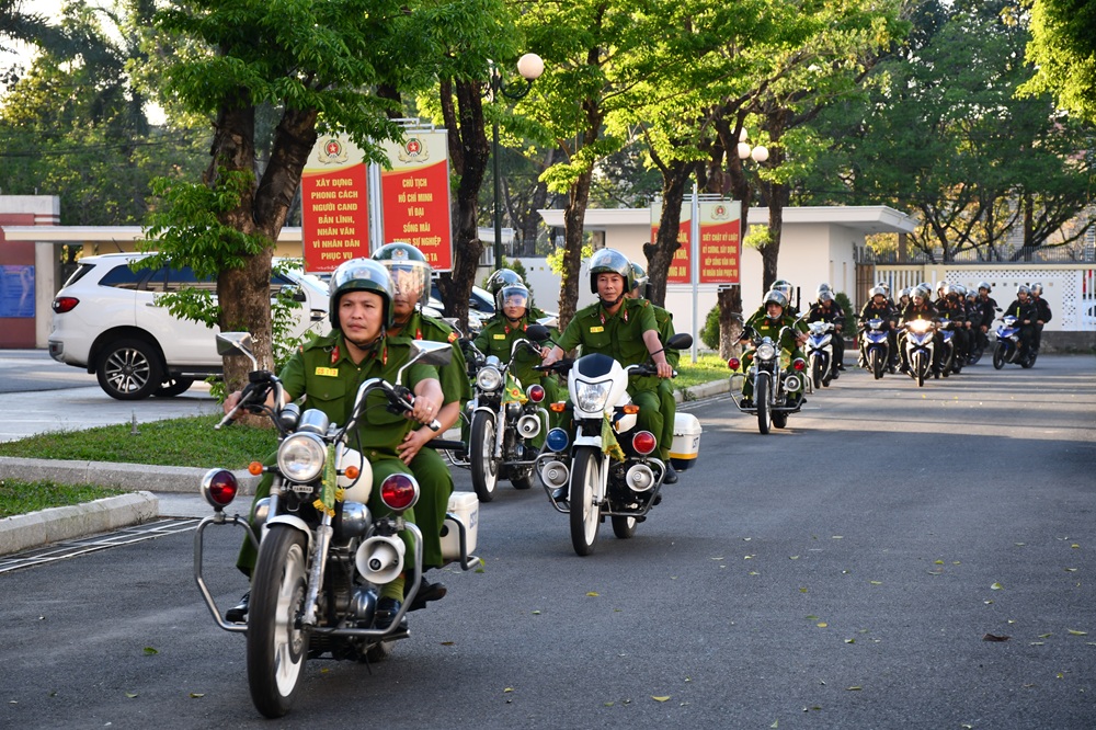 C&ocirc;ng an tỉnh Quảng Nam ra mắt "tổ c&ocirc;ng t&aacute;c đặc biệt"- Ảnh 2.
