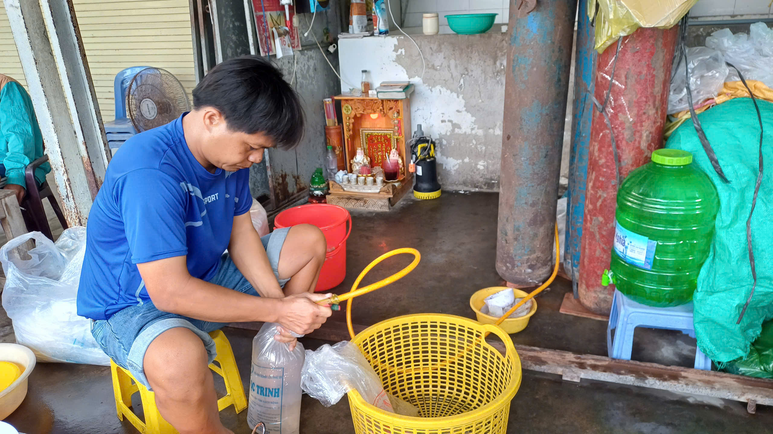 Tuyệt chi&ecirc;u đếm cua, xem qua kh&ocirc;ng khỏi ngỡ ng&agrave;ng - Ảnh 9.