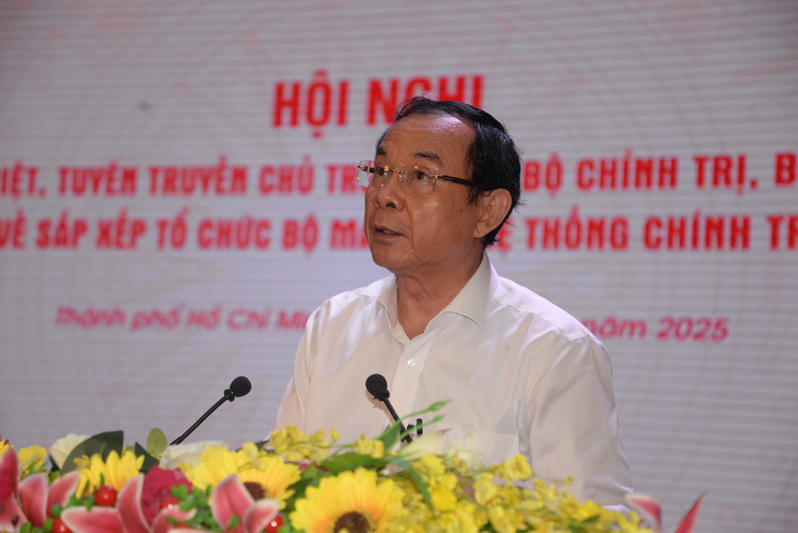 Bí thư Nguyễn Văn Nên: Sắp xếp bộ máy,
TP HCM vận hành suôn sẻ- Ảnh 1.