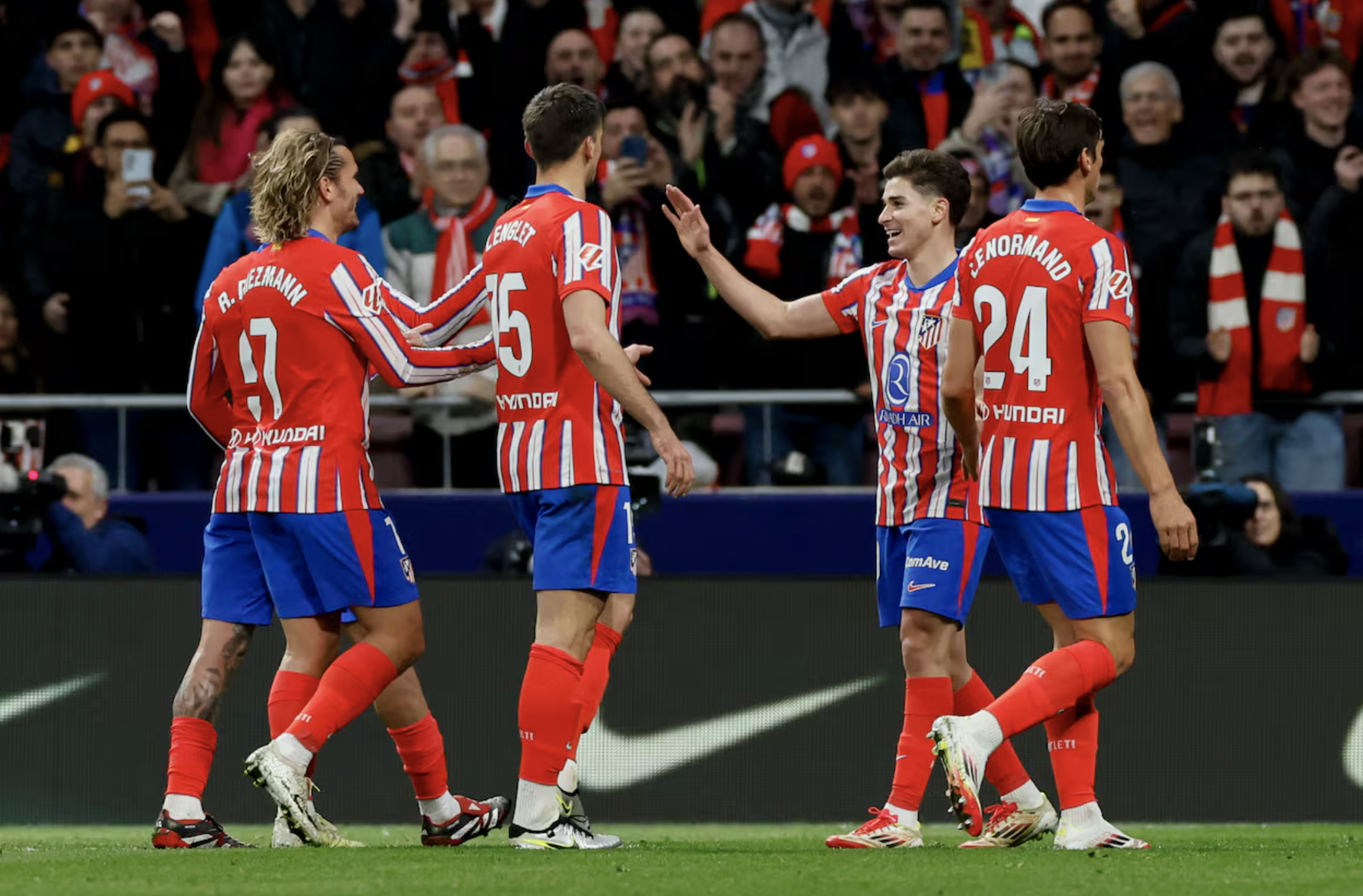 Barcelona ngược d&ograve;ng si&ecirc;u đỉnh, hạ Atletico Madrid ở trận cầu 6 b&agrave;n- Ảnh 3.