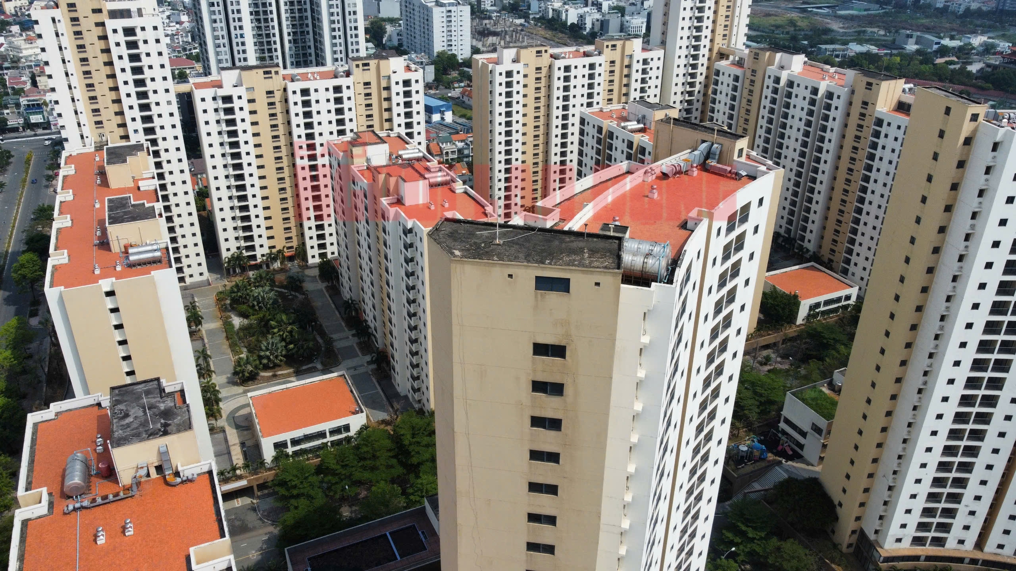 Hiện trạng 3.790 căn hộ ở Thủ Thi&ecirc;m sắp được đấu gi&aacute; nh&igrave;n từ flycam- Ảnh 15.