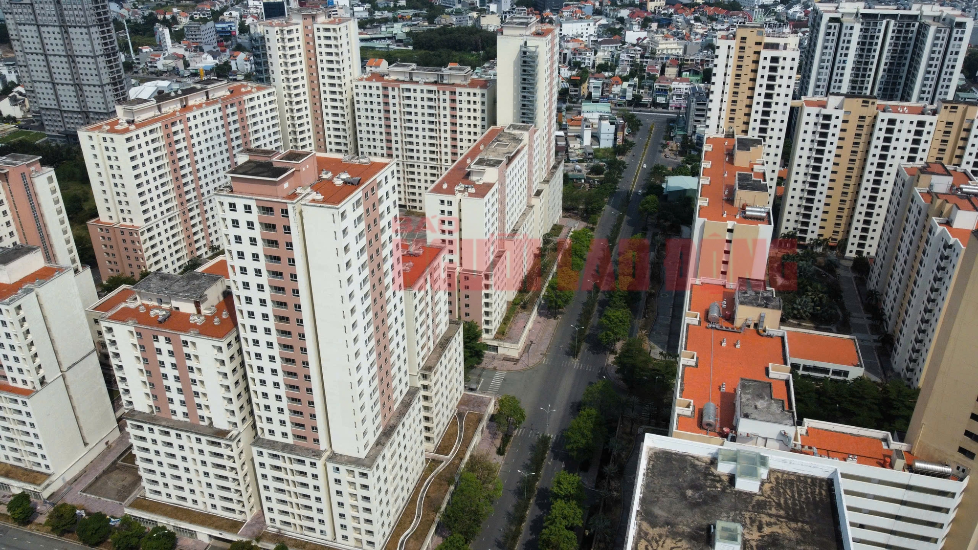 Hiện trạng 3.790 căn hộ ở Thủ Thi&ecirc;m sắp được đấu gi&aacute; nh&igrave;n từ flycam- Ảnh 14.