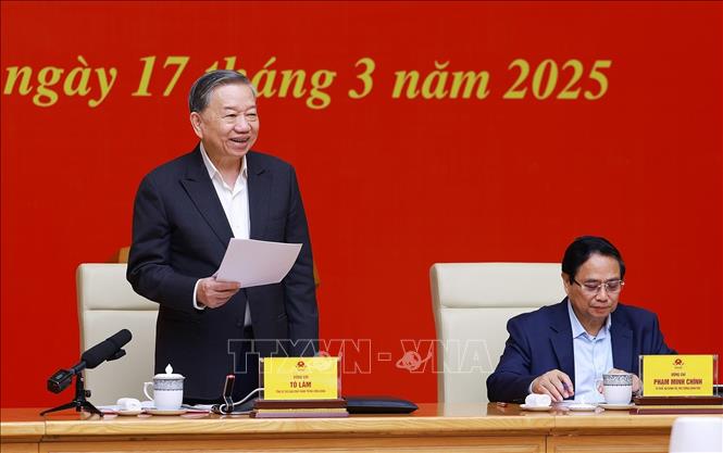 Tổng Bí thư Tô Lâm: Sắp xếp đơn vị hành chính
là cơ hội để sàng lọc cán bộ- Ảnh 1.