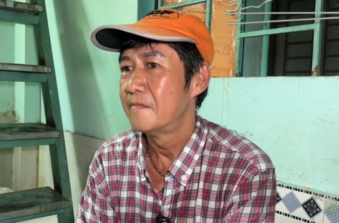 Sao Việt một thời oanh tạc, nay vất vả, đi về một mình
- Ảnh 1.