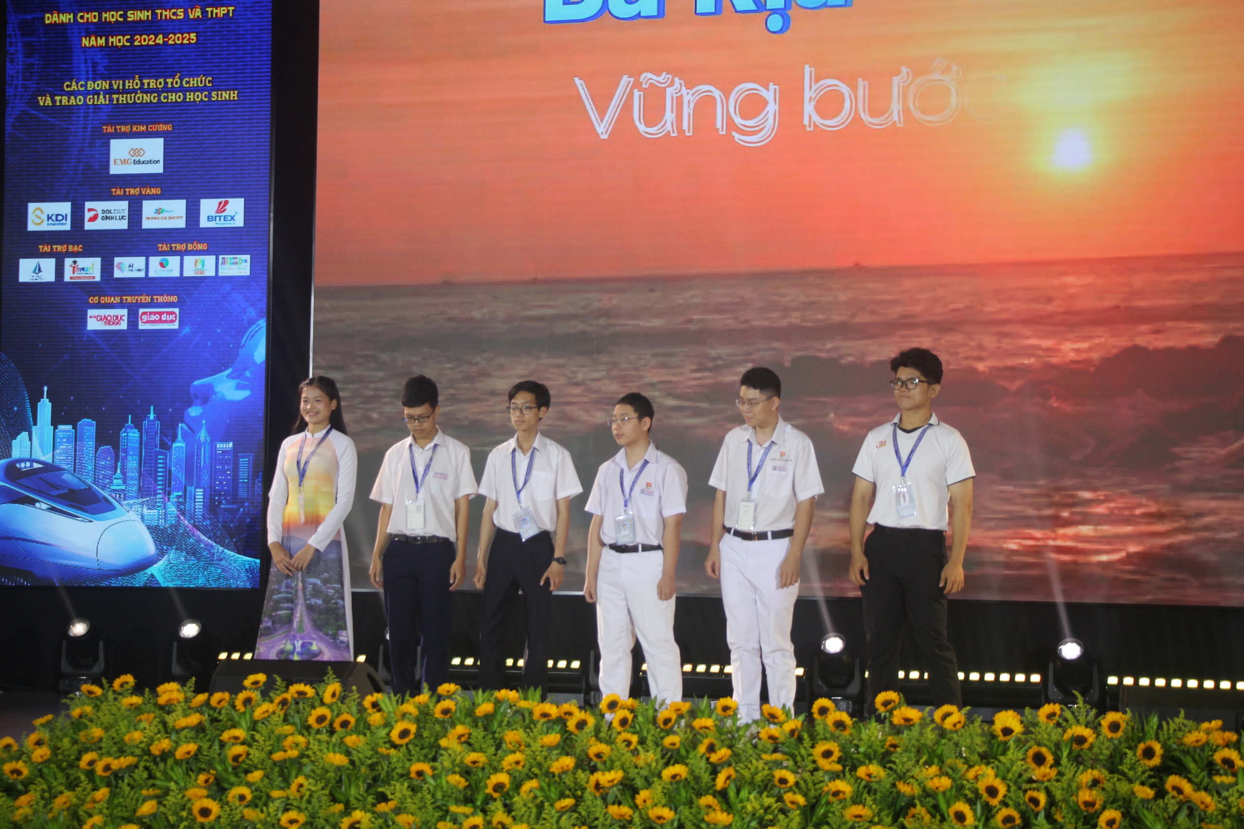 Đưa đổi mới s&aacute;ng tạo v&agrave;o trường học từ tr&iacute; tưởng tượng đơn giản nhất- Ảnh 1.