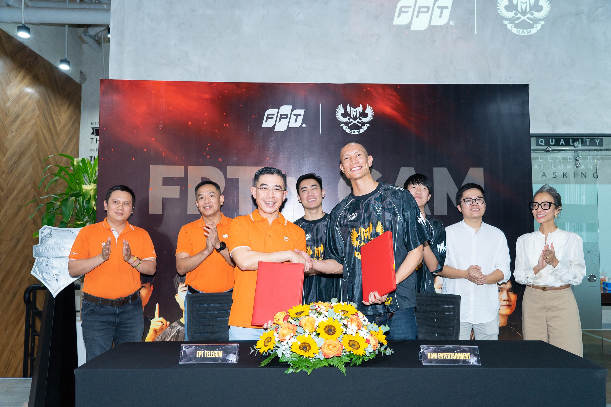 Ph&aacute;t triển eSports Việt Nam l&ecirc;n mức chuy&ecirc;n nghiệp- Ảnh 1.