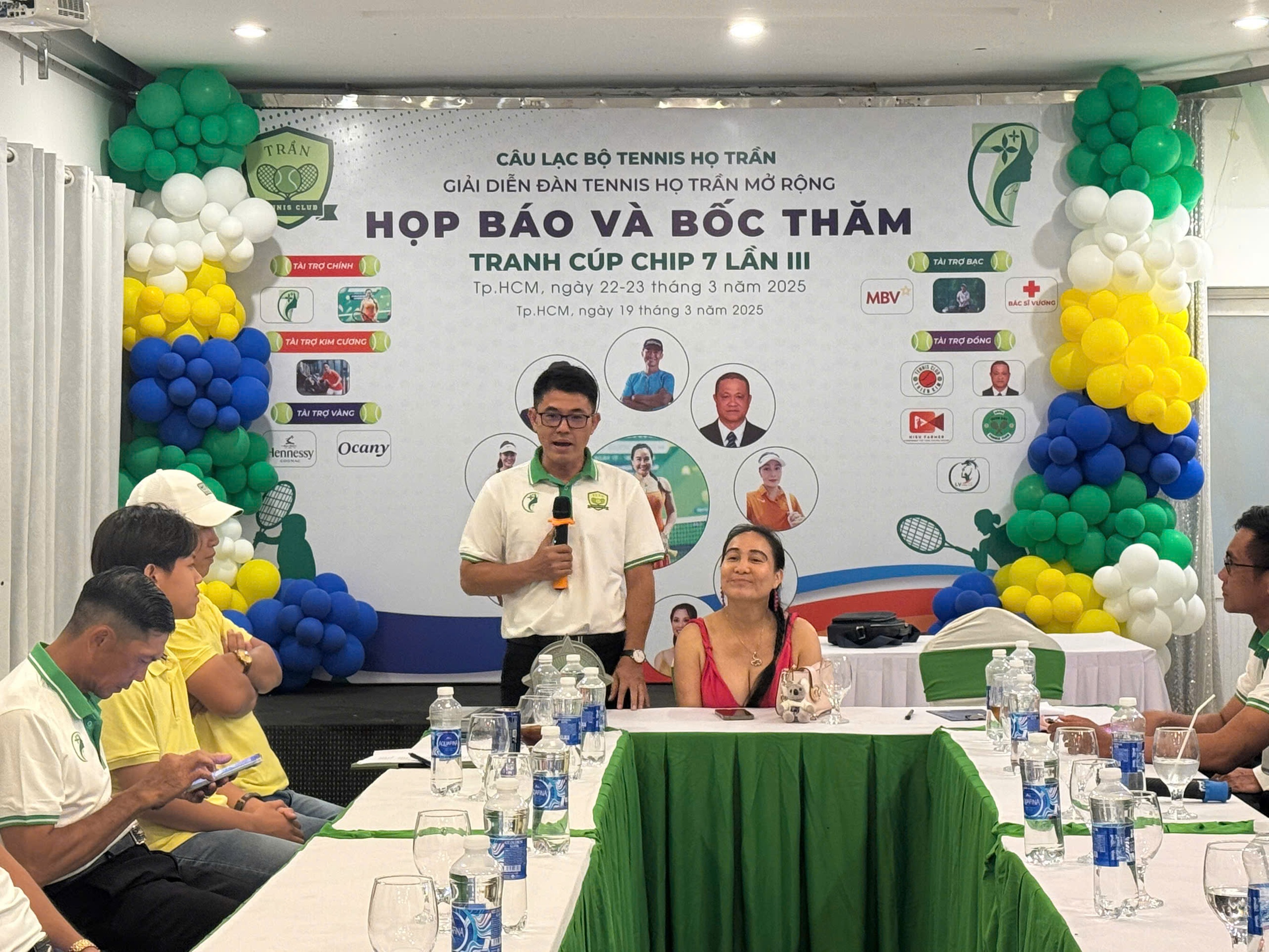 Hơn 400 VĐV dự Giải quần vợt họ Trần mở rộng tại TP HCM- Ảnh 1.