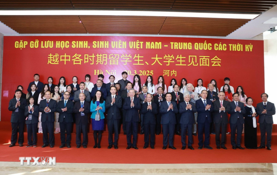 Tổng Bí thư Tô Lâm dự Gặp gỡ lưu học sinh, sinh viên Việt Nam - Trung Quốc- Ảnh 6.