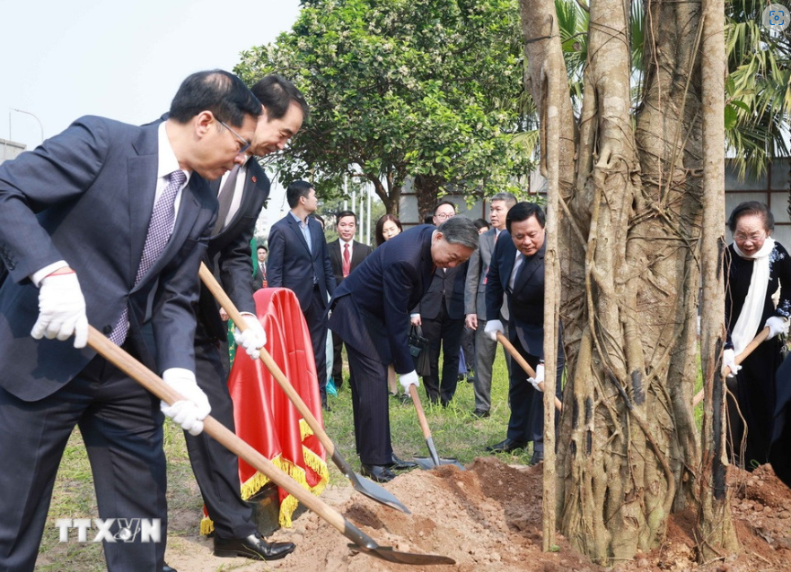 Tổng Bí thư Tô Lâm dự Gặp gỡ lưu học sinh, sinh viên Việt Nam - Trung Quốc- Ảnh 9.