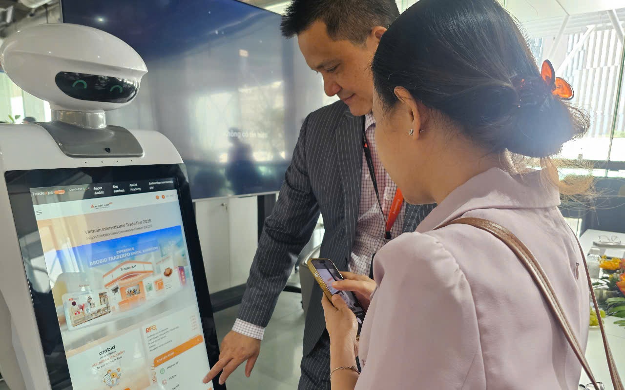 TP HCM c&oacute; s&agrave;n triển l&atilde;m số đầu ti&ecirc;n, ứng dụng AI giới thiệu, tư vấn h&agrave;ng h&oacute;a