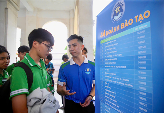 H&agrave;ng loạt trường đại học mở nhiều ng&agrave;nh học mới để đ&aacute;p ứng nhu cầu nh&acirc;n lực Ảnh: HO&Agrave;NG TRIỀU