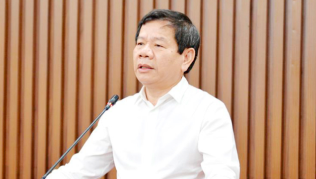 Cựu chủ tịch UBND tỉnh Quảng Ng&atilde;i khai d&ugrave;ng tiền hối lộ của Hậu "Ph&aacute;o" x&acirc;y nh&agrave; cho hộ ngh&egrave;o- Ảnh 1.