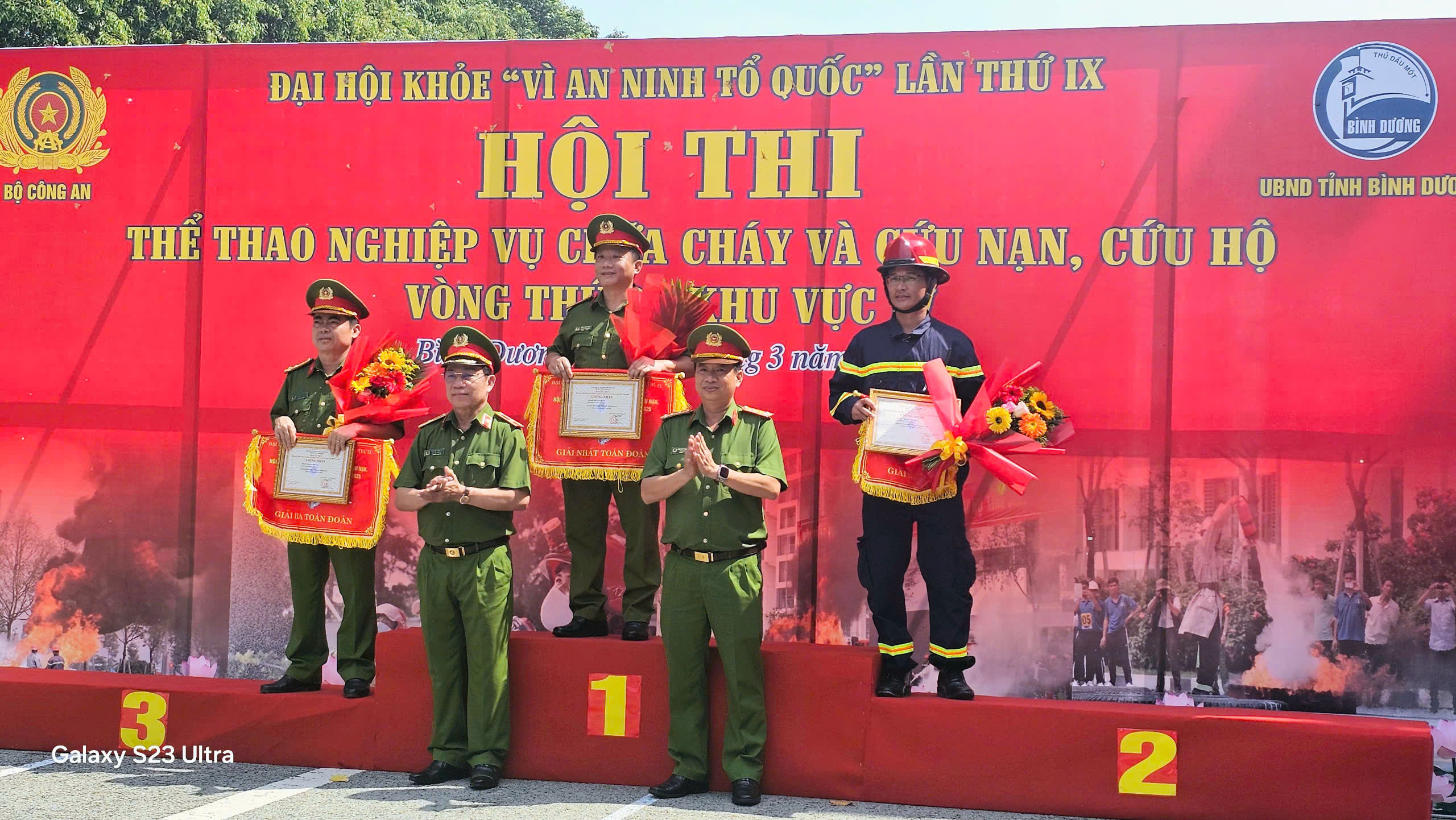 Hình ảnh Cảnh sát PCCC- CNCH khu vực Đông Nam bộ và Tây Nguyên tại hội thi ở Bình Dương- Ảnh 9.