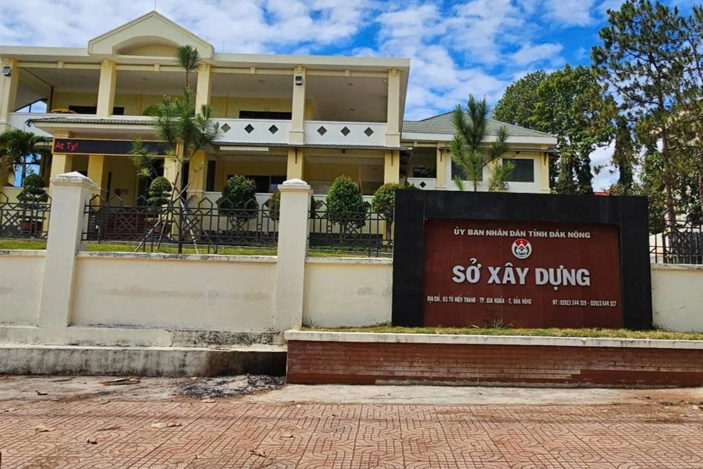 Vụ sắp xếp c&aacute;n bộ "kh&oacute; hiểu" ở Sở X&acirc;y dựng Đắk N&ocirc;ng: L&agrave;m r&otilde;, b&aacute;o c&aacute;o kết quả trước ng&agrave;y 2-4 - Ảnh 1.