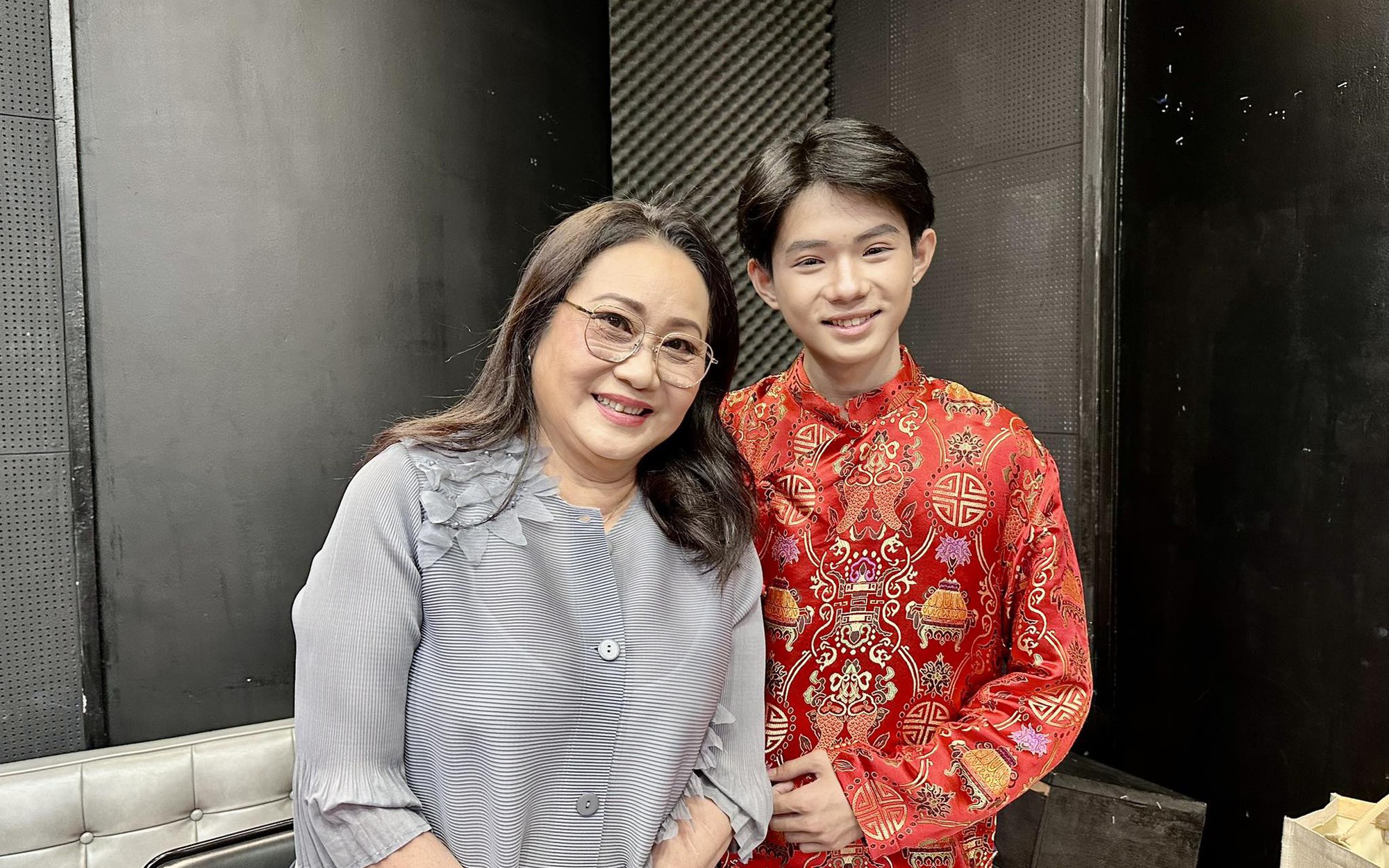 Quán quân Vương Quan Trí tranh tài tại "Bông lúa vàng"