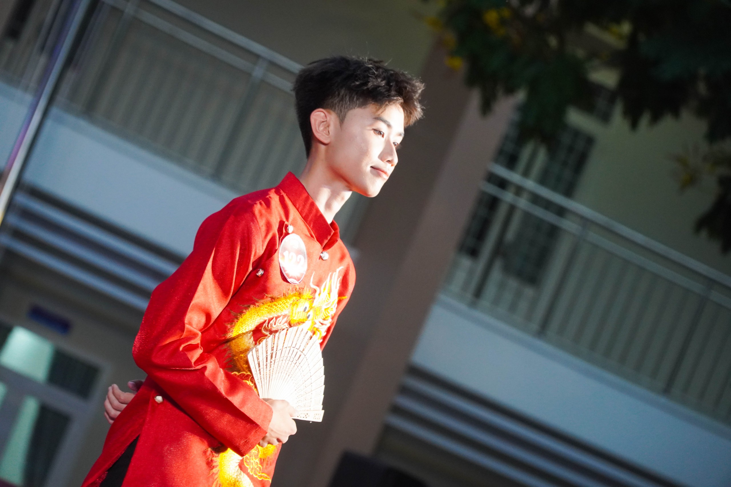 Kh&ocirc;ng cần đi concert, học sinh TP HCM "ch&aacute;y" hết m&igrave;nh ngay tại trường- Ảnh 15.
