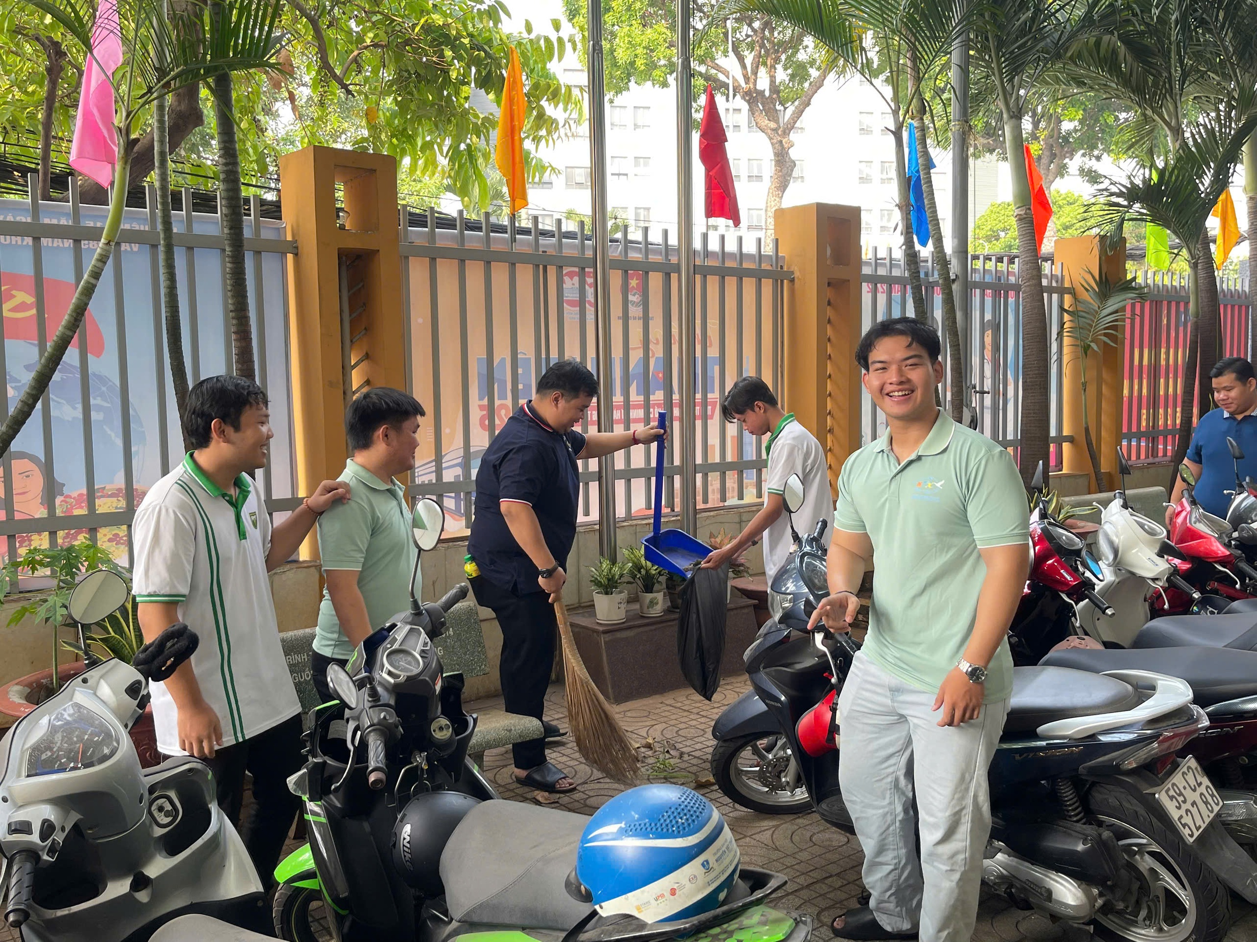 H&agrave;nh động đẹp từ ng&agrave;y hội "Chủ nhật xanh"- Ảnh 1.